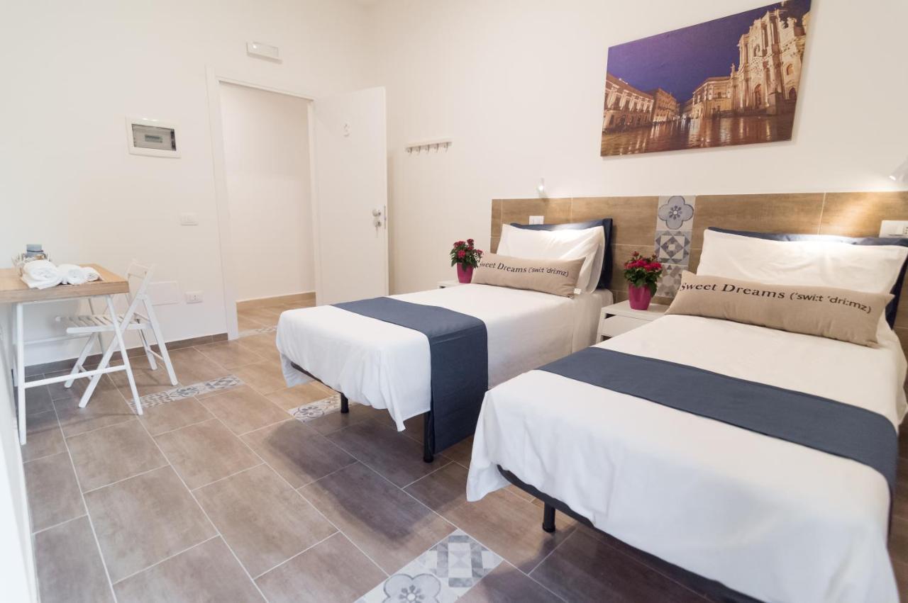 Raudino Rooms سيراكوزا المظهر الخارجي الصورة
