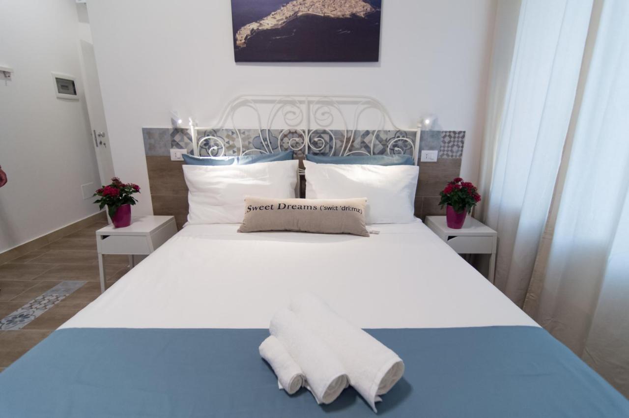 Raudino Rooms سيراكوزا المظهر الخارجي الصورة